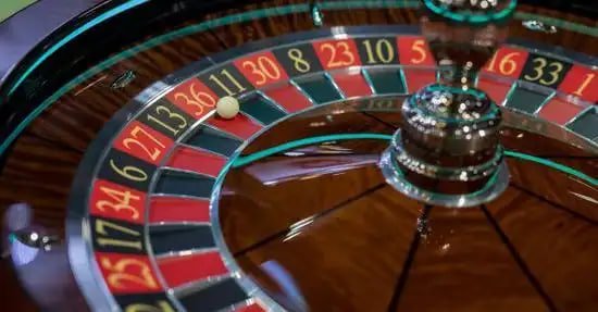 Tampilan kartu Bingo online bom168 dengan antarmuka yang ramah pengguna